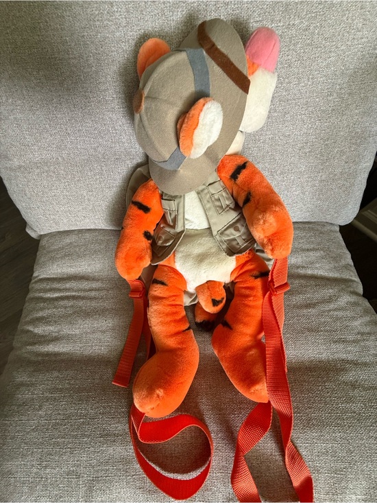 disney tigger safari plush backpack mini Loungefly Winnie-the-Pooh Cosplay and printed details Loungefly x Disney Tigger Floral